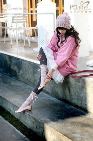 时尚长短袜叠穿 韩国时下超流行穿法